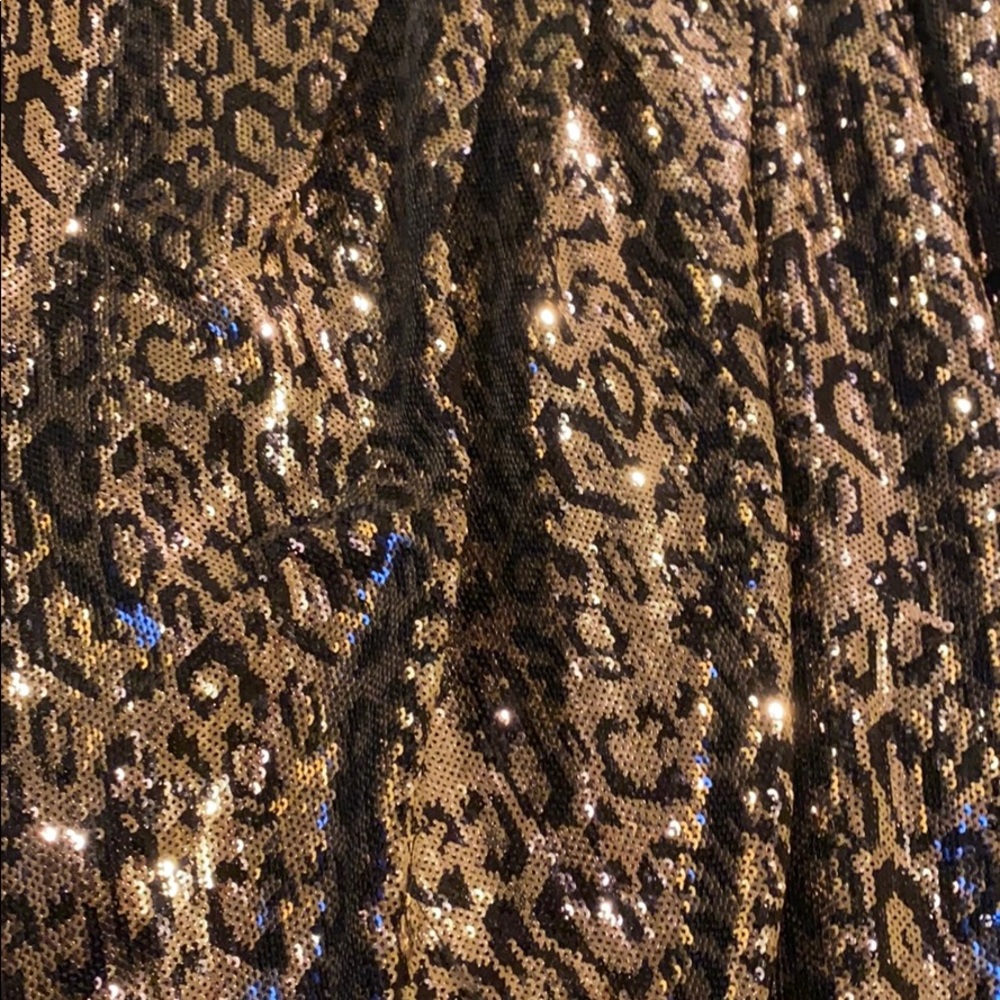 Dress - Picture 3 of 5